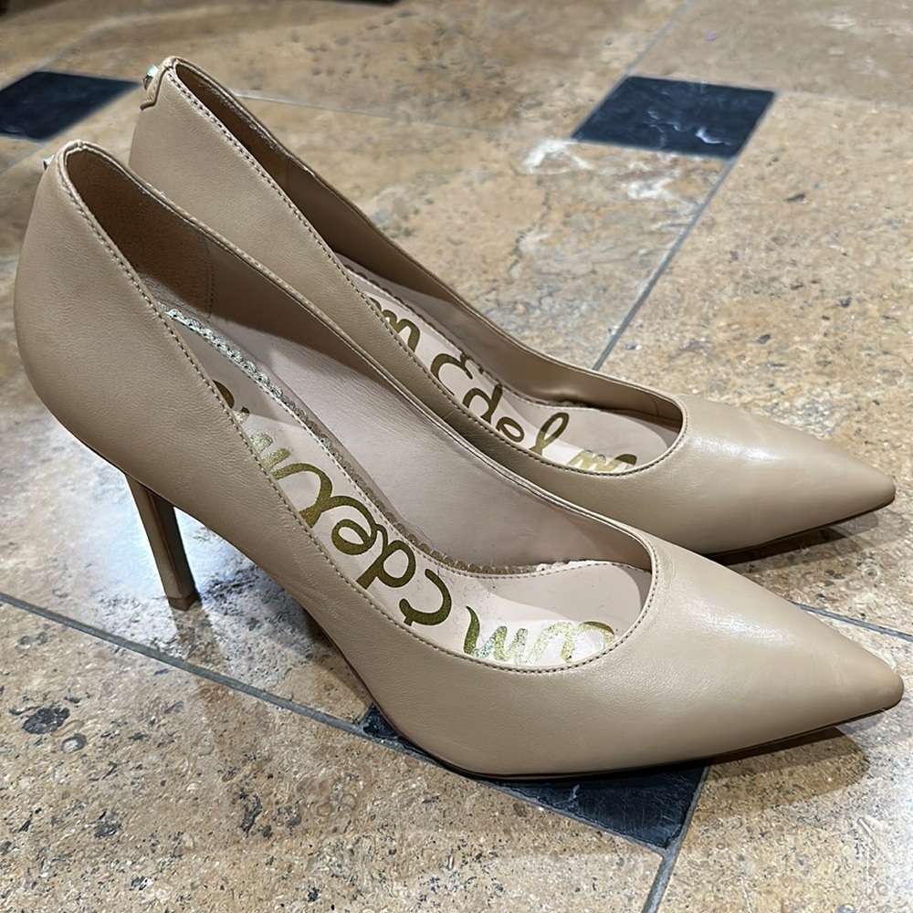 Sam Edelman classic nude pump! Great condition!
